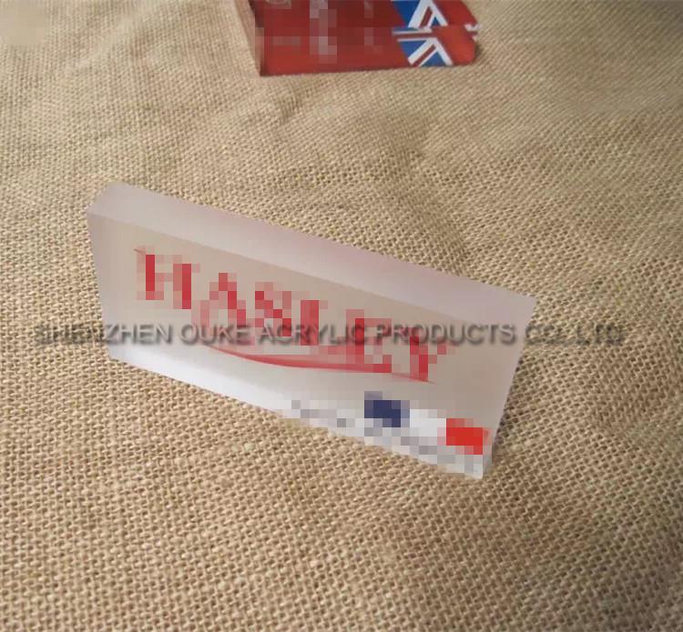 пластмасов блок с лого plastic block with logo.jpg