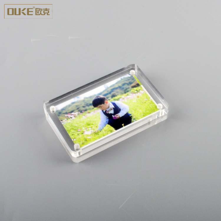 magnetic large acrylic cube photo frame 2.JPG