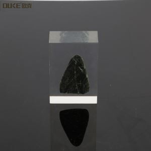 Нов продукт Уникален прозрачен акрилен блок