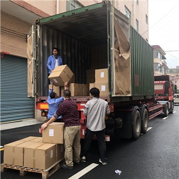 Доставка на акрилна кутия за рози